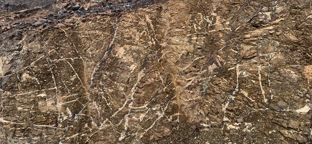 Peridotite rock formation